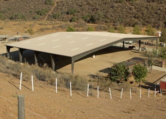Modern Light Steel Frame Cattle Shed with Galvanized Steel Structure