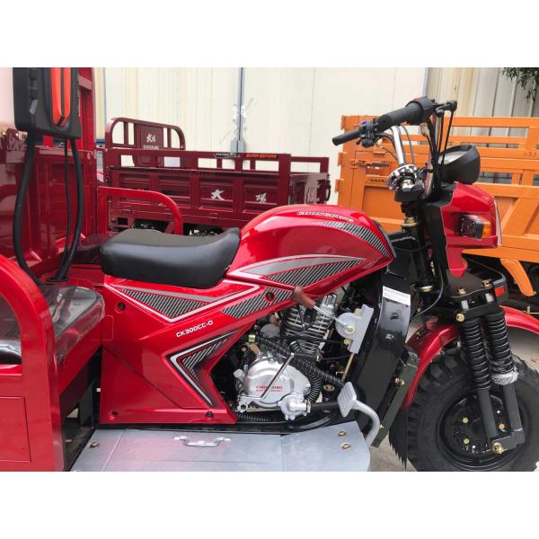 Tipo de conducción motorizada Triciclo motorizado de carga chino para el comercio de artículos en Marruecos