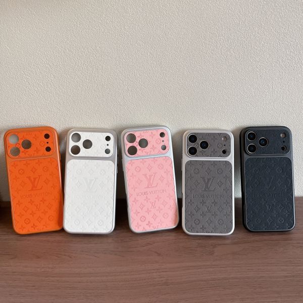 Instant Color-Changing Lambskin Embossed Case for 15-17pm