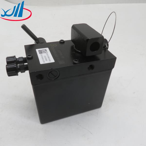 SHACMAN X3000 Truck Parts Hydraulic Cabin Lifting Pump DZ97259820125