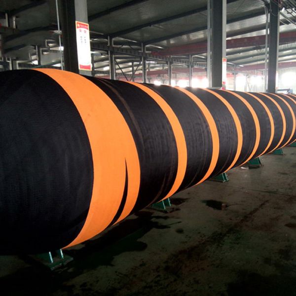 Multi Layer Floating Dredge Hose Anti Collapse High Slurry Wear Resistance