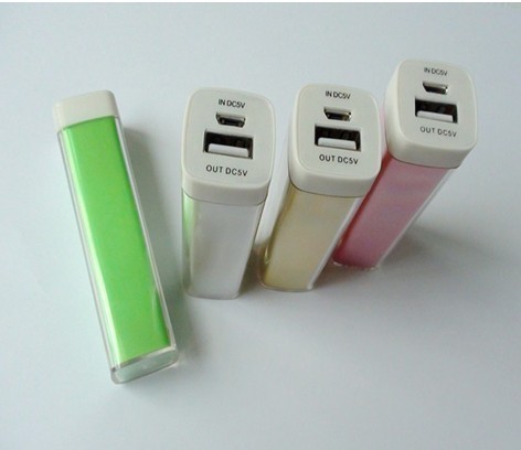 Capacity 2600mAh Lip gloss mobile power charger
