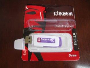 Movimentações marcadas do flash de USB para kingston DTI