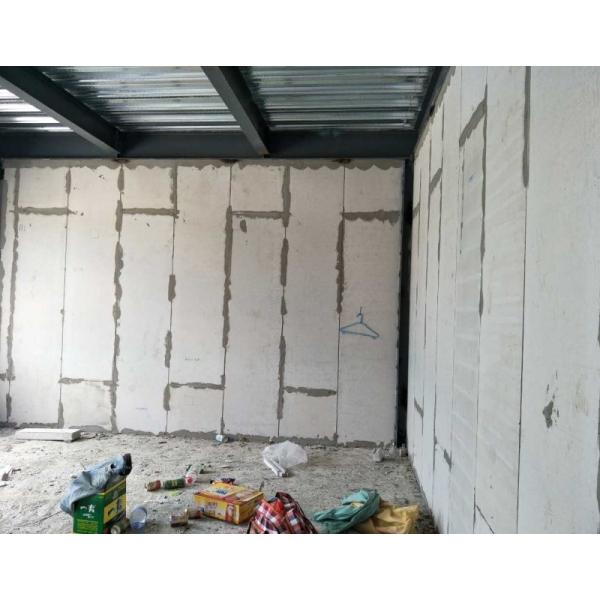 CASA PREFABRICADA resistente a terremotos resistente ao vento estruturas de aço leve telhados de asfalto personalizados