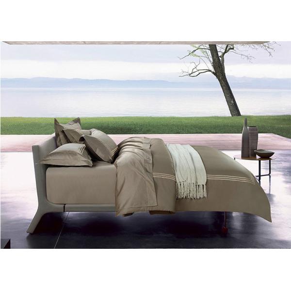 Customized Embroidered Patterned Duvet Covers , Soft Eco Friendly Duvet Covers