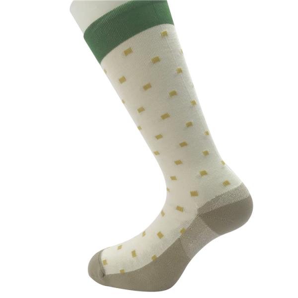 High Ankle Moisture Wicking Sports Socks for Pressure Elasticity and Durable Running