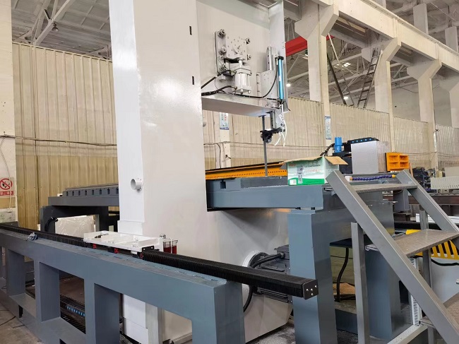 Плита и бар высокоскоростной машины ленточнопильного станка металла CNC вертикальной пиля алюминиевая