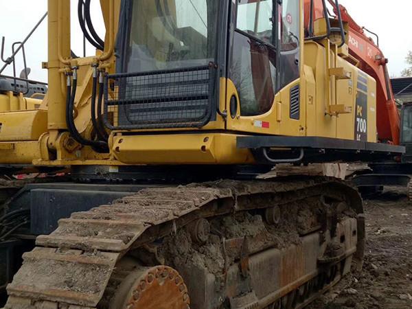 Une excavatrice Komatsu PC700 PC700-8 de haute qualité est à vendre