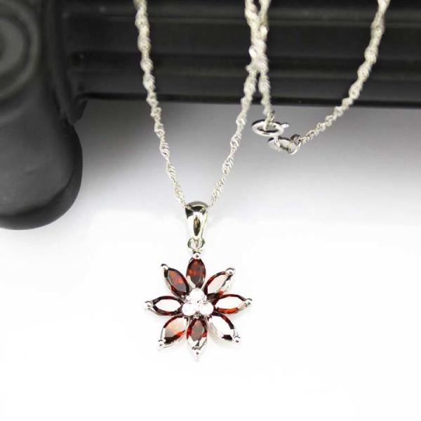 925 Silver Jewelry Blue Topaz  Cubic Zircon Flower Pendant (FP022)