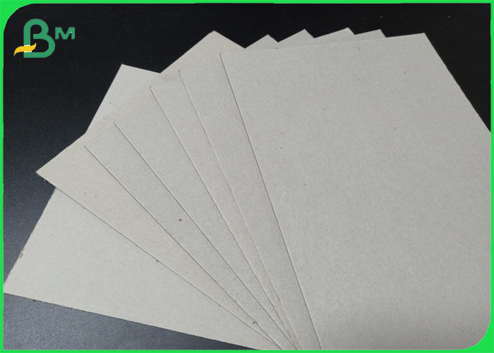 доска Uncoated двойной стороны 300gsm ровная серая для книг покрывает делать доска Uncoated двойной стороны 300gsm ровная серая для книг покрывает делать