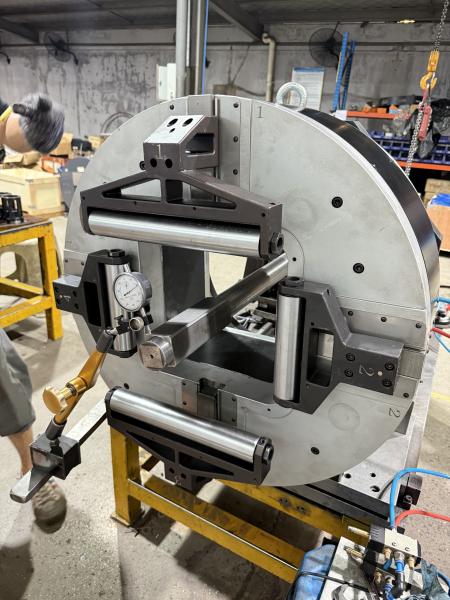 自動チャック管レーザー切断機 G700DF-290