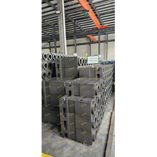 20Crmo 42Crmo Hydraulic Breaker Spare Parts Custom Hydraulic Breaker Front Head