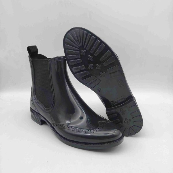 Bottes de pluie imperméables en PVC pour femmes, bottines, finition mate, couleur et taille OEM