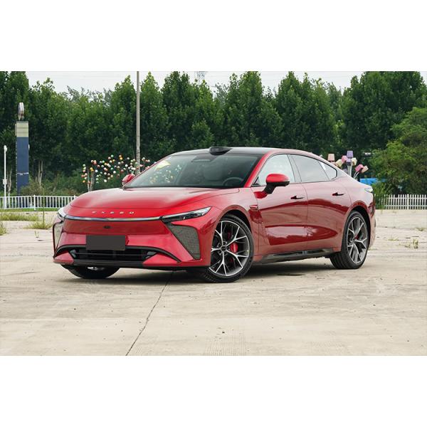 Xingtu Star Era ES Energy es un coche eléctrico de cuatro ruedas con una potencia máxima de 353 kW y una velocidad de carga rápida en 2024.08