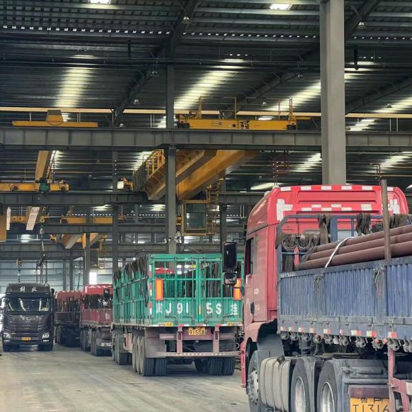 High Strength Q235B Welded Pipe Q355B Straight Seam Carbon Steel Pipe Tube with Cold Rolled Surface Coating Technology