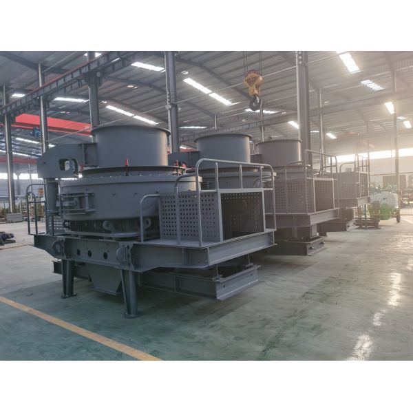 High Capacity 50-520 Tons Per Hour Sand Making Machine with ZGMn13 Fender Apron and 380V50Hz Power Source