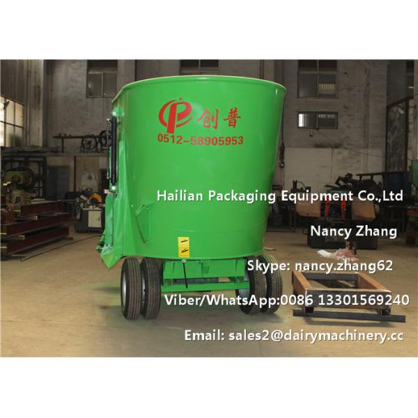 12 Cubic Meter Mobile TMR Feed Mixer Machine For Mixing Hay / Grass / Green