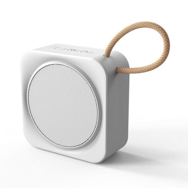 IPX5 Waterproof Portable Bluetooth Speakers , Sound Bluetooth Speaker With Lanyard