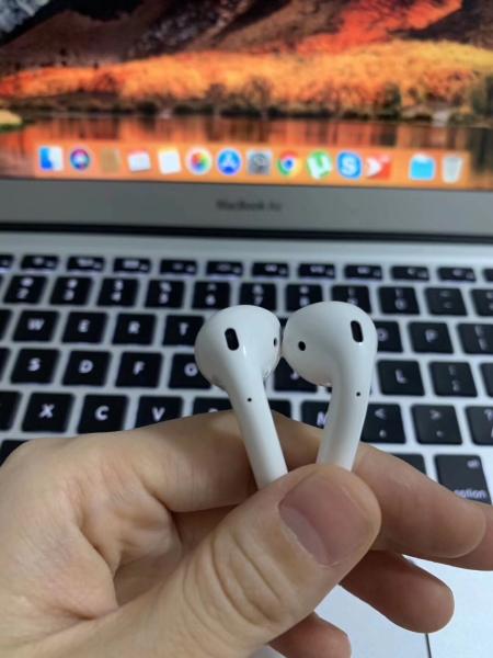 wireless Airpods for iPhone, iPad and iPod touch models with iOS 10, bluetooth airpods for Iphone, Ipad and Ipod