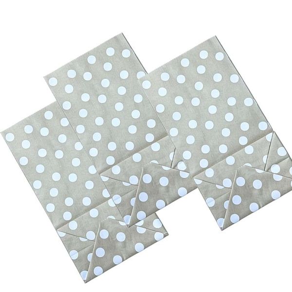 Sturdy Custom Logo Paper Bags Recyclable Stand Up Kraft Paper Bags Eco Friendly For Retail Takeaway