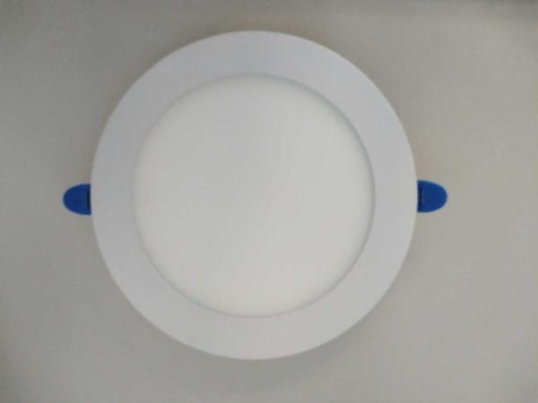 2700K-6500K Indoor Outdoor IP44 Dimming LED Light More Products