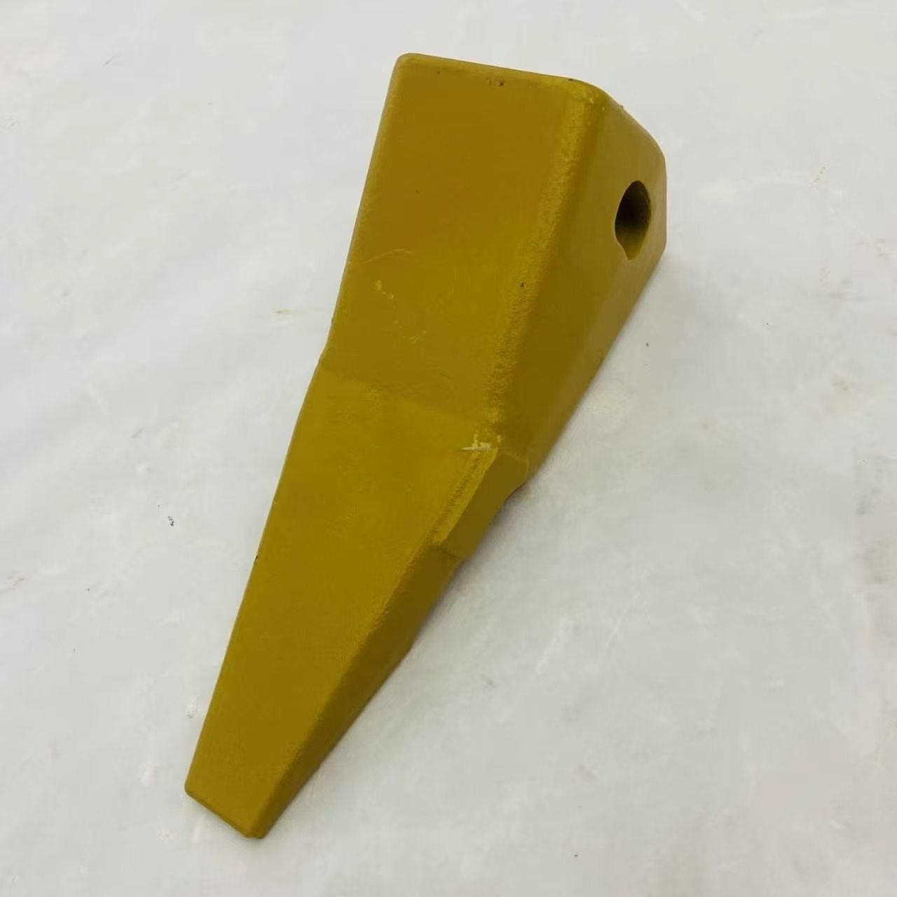4T5452 Ripper Penetration Bucket Tooth for R450 Series New Dozer Tip Ripper Tooth