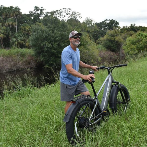M712 Men's 48V 27.5-Inch Electric City E-Bike 750 Watt Motor Power Factory Direct 48V Sensor 7 Speed Electronic Road Bike 80 km