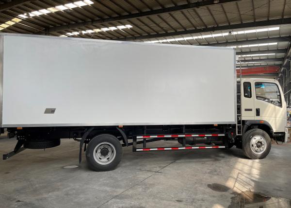 10 Ton Refrigerated Truck 140HP RHD Carrying Vegetables / Fruits