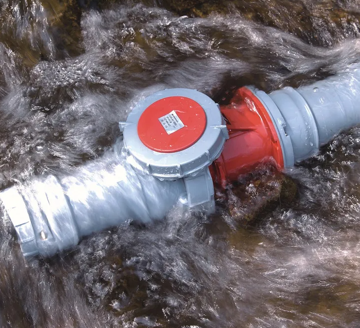 CEE IP67 Industrial Plug  125A 415v Mobile Plug 5pin Industrial Plug Socket Connector Outdoor Waterproof Connector