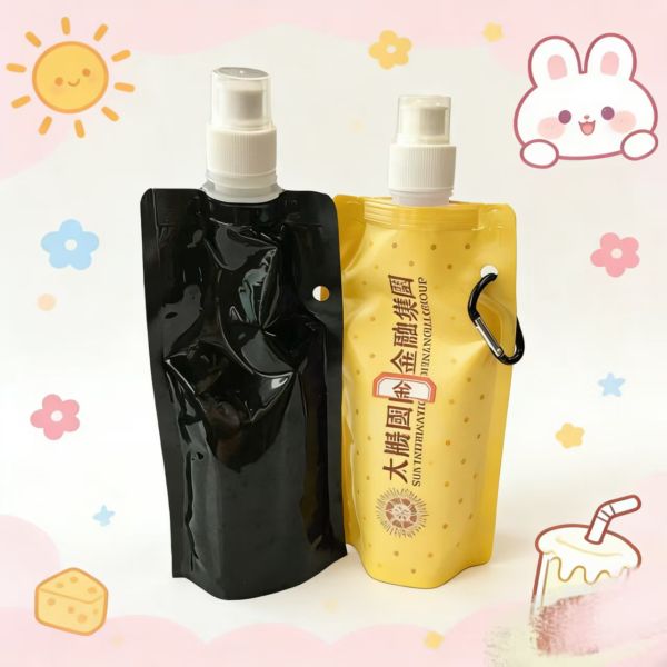 Ready to Ship Collapsible Food Grade Spout Top PE Beverage Bags Leak Proof Foldable Reusable with Carabiner Clip