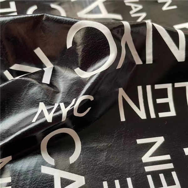 Черное водоустойчивое 100% полиэстер ткани 80GSM 50D 50D 150CM куртки зимы