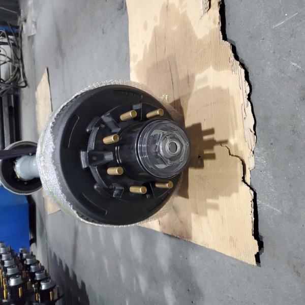 Цапфа сверхмощного круглого трейлера трубки прямая 15000 фунтов с тормозами 12,25 дюймов