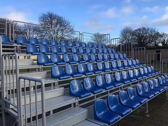 Durable Waterproof Reusable Modular Grandstand with Plastic Seats for Sports Courts & Outdoor Events