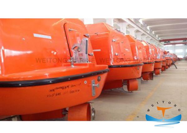 China Totally Enclosed F. R. P Fiberglass Lifeboat Solas Approved