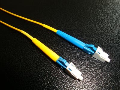 O LC ao cabo do remendo de Patchcord do terminal da manutenção programada milímetro do LC personalizou o comprimento amarelo preto branco