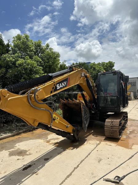 Yellow 13 Ton Chinese Used Excavator Sany 135 0.7m3 Bucket Capacity