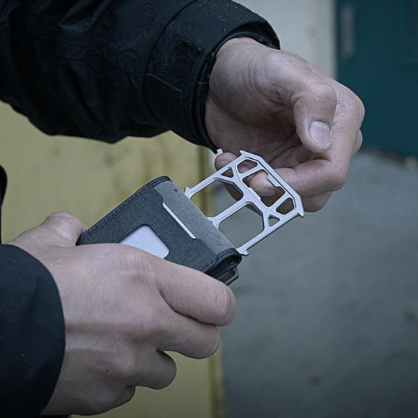 10 в 1 алюминиевый подвергать механической обработке CNC бумажника 101MM кредитной карточки
