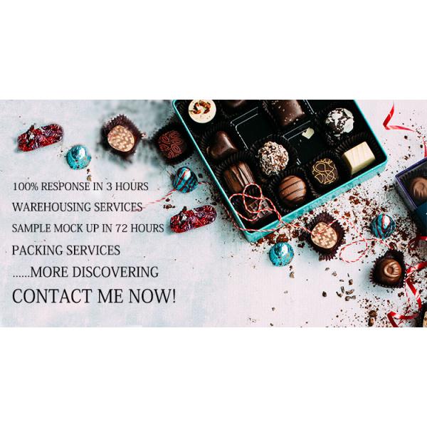 Плоскодонный прозрачный шарик мусса круглого шарика коробки торта подгонял