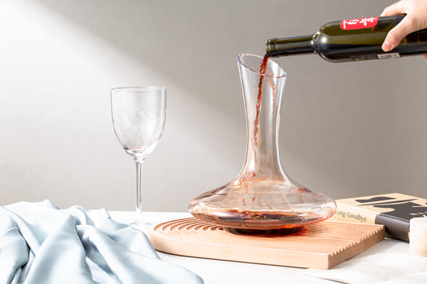 1800ml Crystal Wine Decanter Carafe 64 Oz Hand Blown Glass Wine Decanter Lead Free