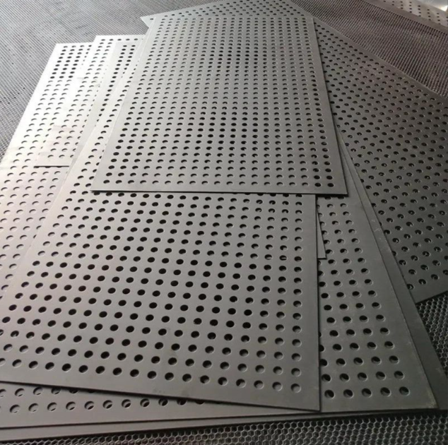 Heavy Duty Perforated Wire Mesh Panel For Equipment Guard And Screening
