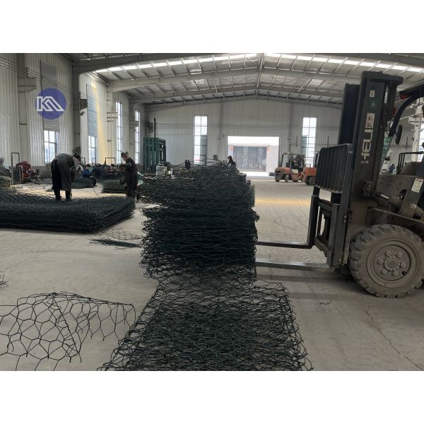 Hot-Dip Galvanized Gabion Basket Box Retaining Wall Hydraulic Sluice Gate Stone Armor Coastal Bank Stabilization