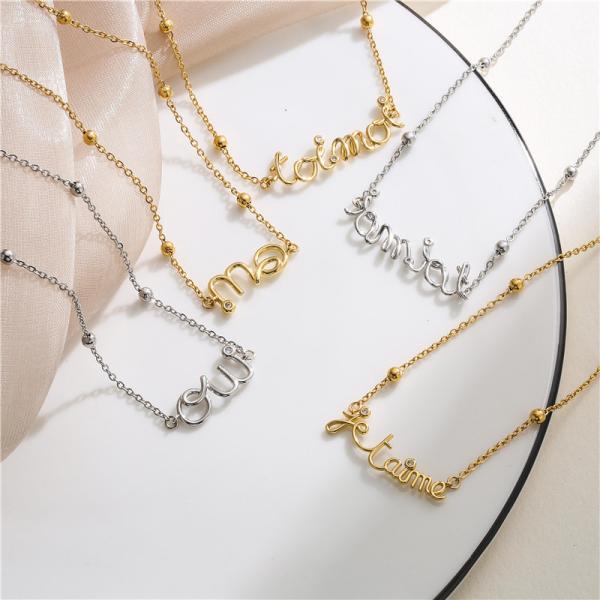 Synthetic CZ Womens Fashion Pendant Necklaces OEM Classic Initial Necklace