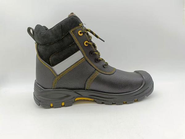 Slip Resistant Winter Insulated Work Boots Brown Leather Steel Toe Shoes For Men