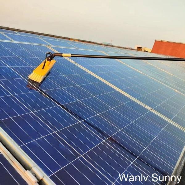 Escovinha de pulverização manual de 6,0 m com pólo alimentado com água para limpeza de mangueiras de água de painéis solares