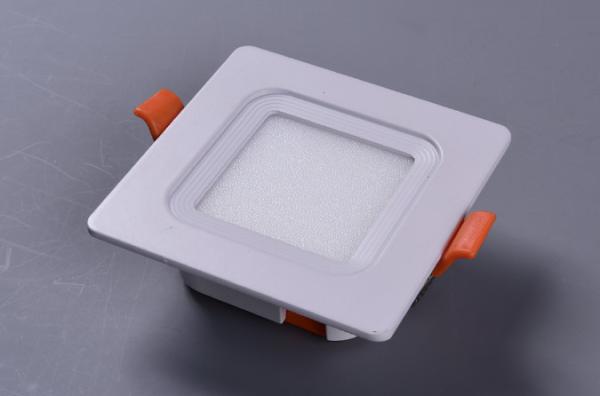 2700K-6500K Indoor Outdoor IP44 Dimming LED Light More Products