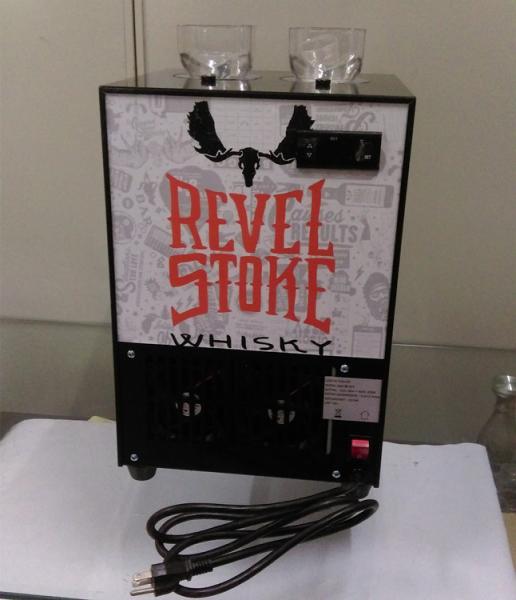 Fast Cooled Patron Shot Chiller Machine , 1800ml Chilled Alcohol Dispenser