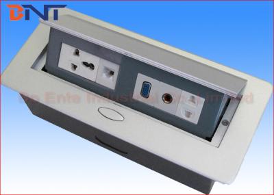 PNF escondido da mesa da fonte de alimentação acima dos soquetes com canto oval audio da forma 3,5