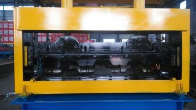 Rolo galvanizado alumínio da plataforma de assoalho que forma a largura da máquina com pre - corte