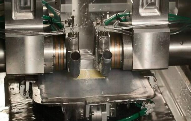 High Precision Fully Automatic Powerful Dicing System for SMT Assembly Line