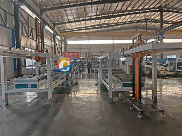 80/156 Máquina de extrusão de folhas de PVC Linha de produção de folhas de mármore de PVC UV